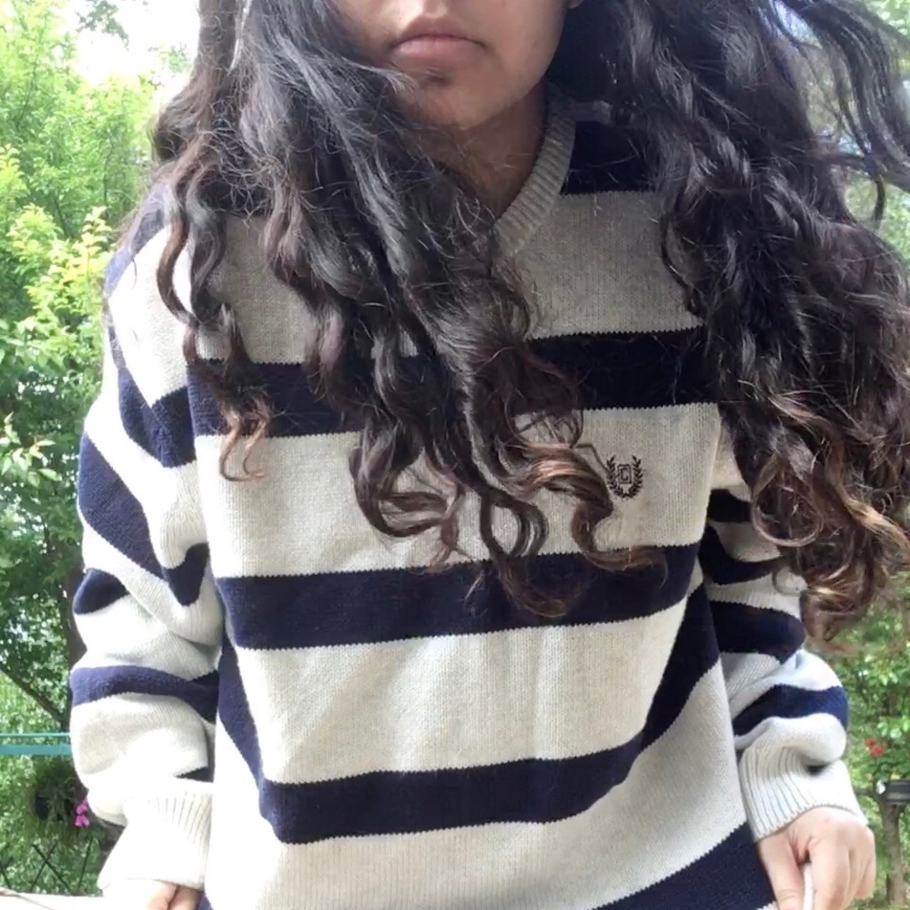 🌚CHAPS SWEATER🌚